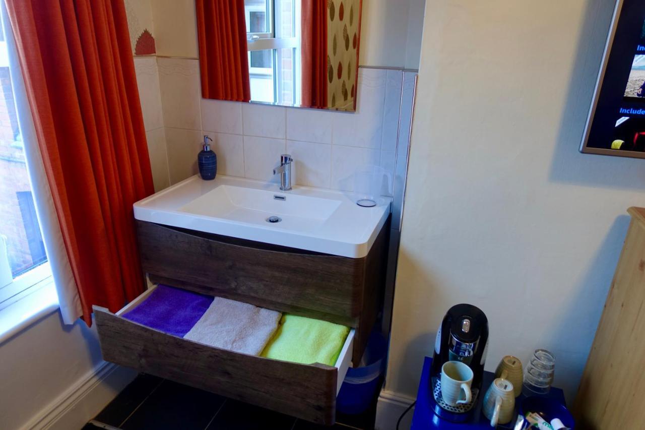 Abinger Guest House لايستر المظهر الخارجي الصورة